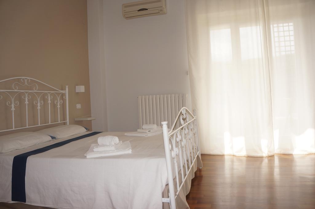 Lullymia Bed & Breakfast Crotone Exterior photo