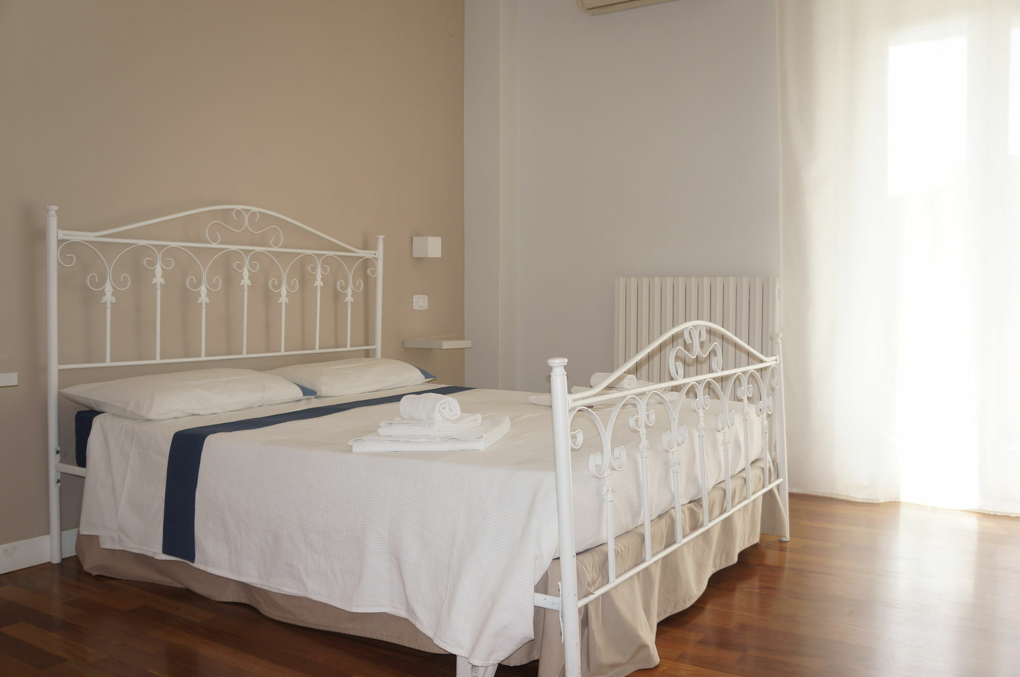Lullymia Bed & Breakfast Crotone Exterior photo